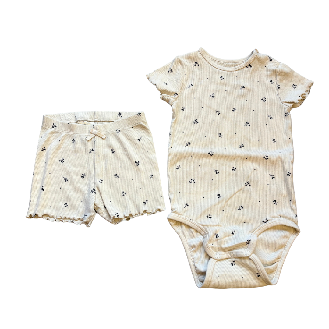 Floral Bodysuit Outfit product image by H&M