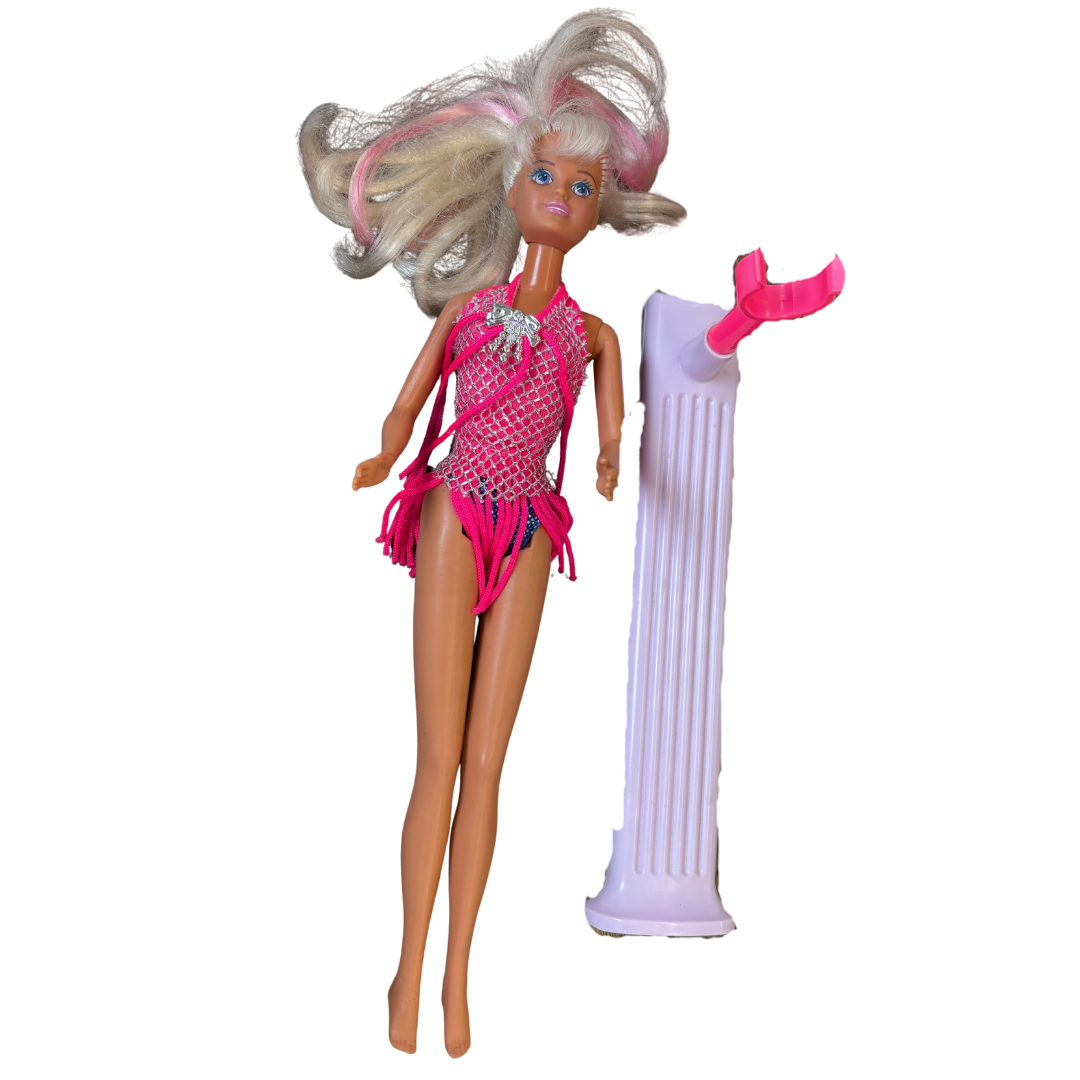 1995 Vintage Somersaulting Sindy image 1 of 4 by Sindy