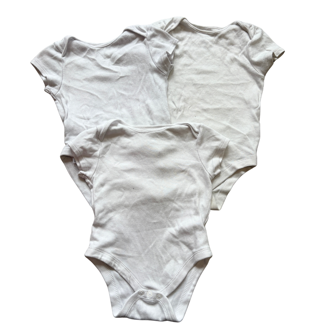 3x White Vests product image by Primark