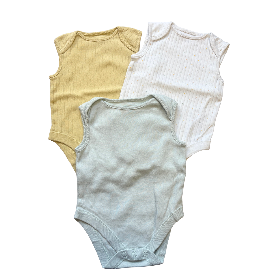 Sleeveless Vests x3 product image by Primark